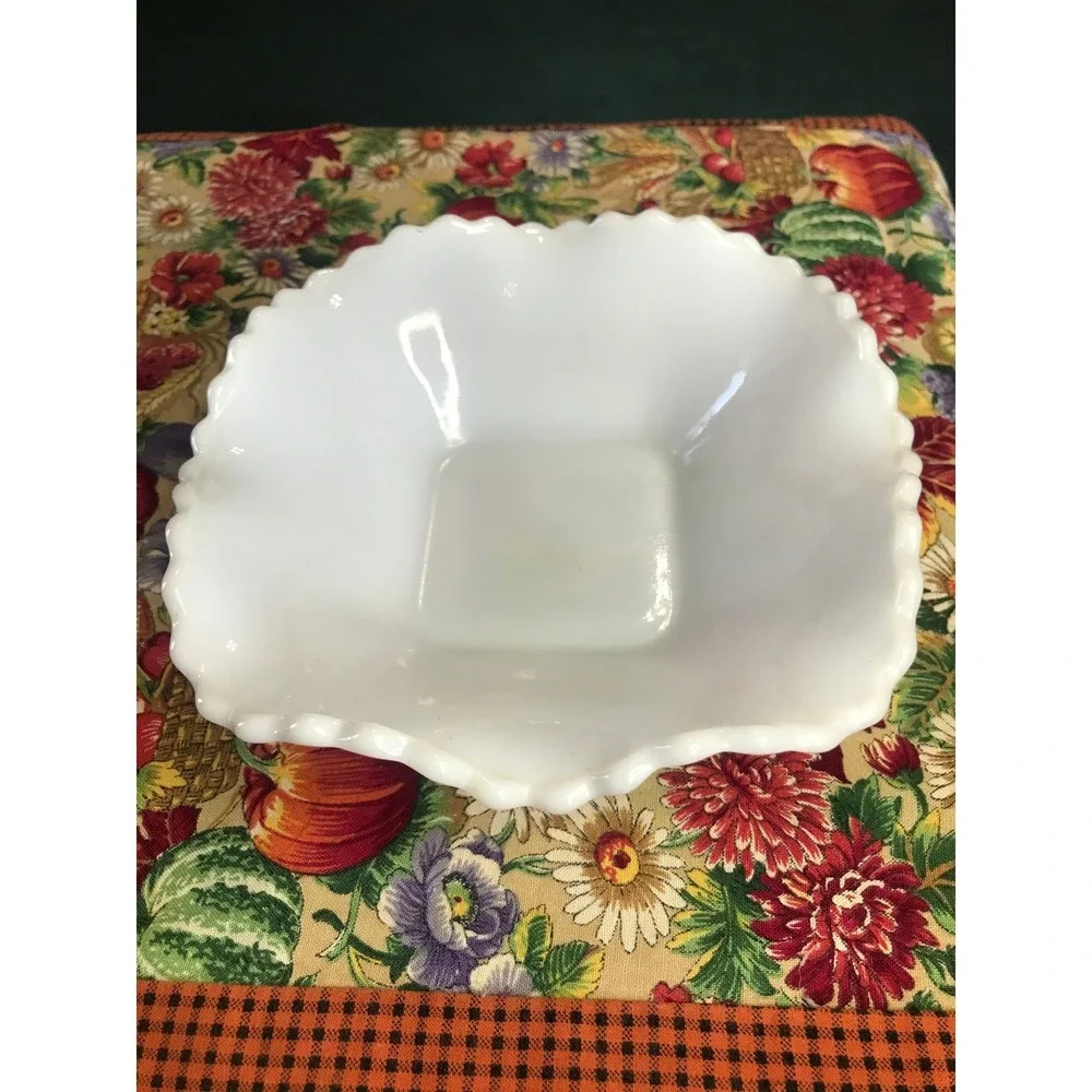 Hazel Atlas Milk Glass Diamond Pattern Bowl with Ruffled Rim Wedding - Picture 2 of 2